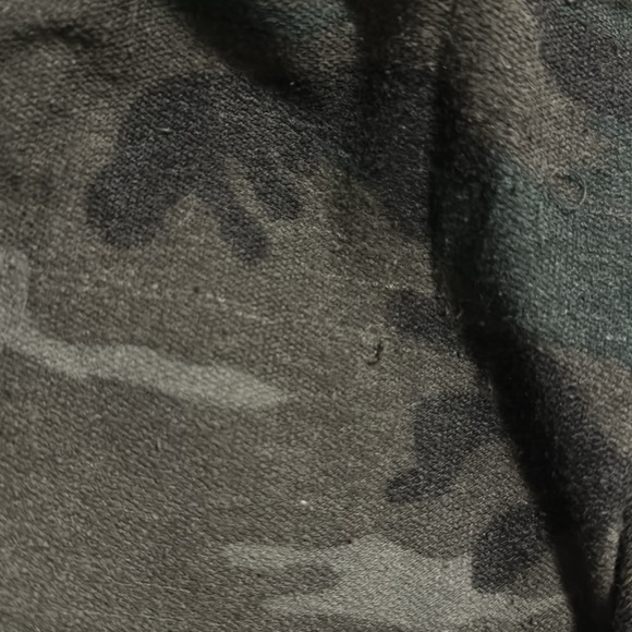 Fashion nova camo joggers size medium - Picture 6 of 6
